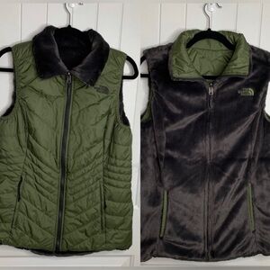 The North Face Mossbud Insulated Reversible Puffer Vest